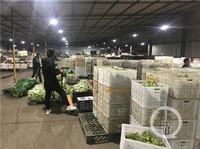 重慶超市新鮮蔬菜貨源充足，夠你慢慢挑選購(gòu)買(mǎi)